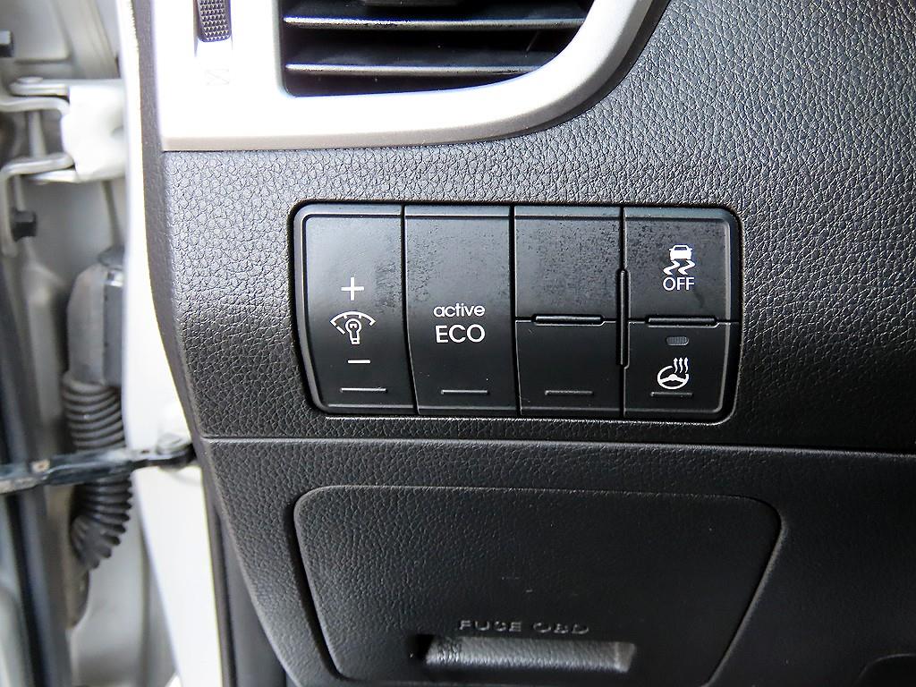 Hyundai i30 — photo 12