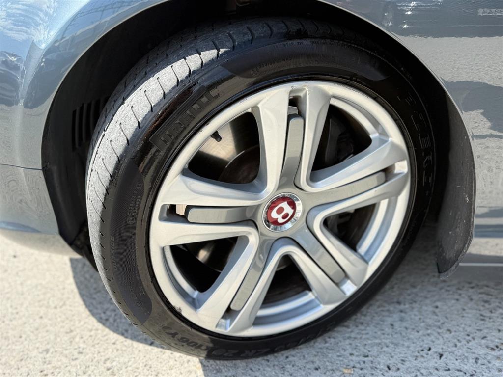 Bentley Continental — photo 19