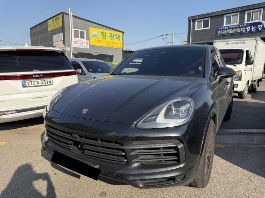 Porsche Cayenne — photo 04