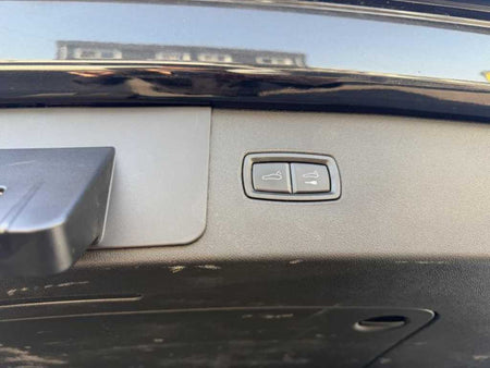 Porsche Cayenne — photo 10