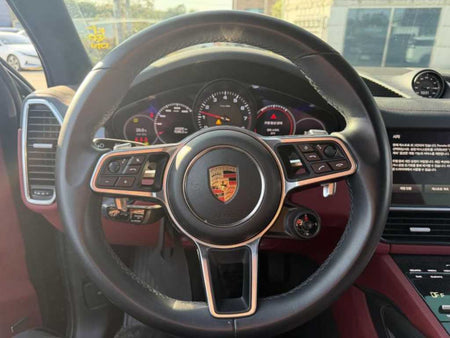 Porsche Cayenne — photo 15