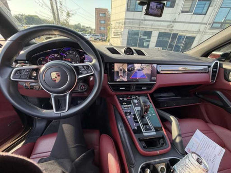 Porsche Cayenne — photo 19
