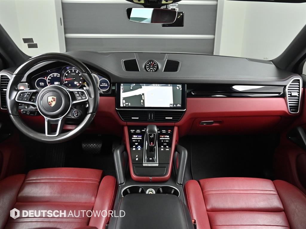 Porsche Cayenne — photo 07