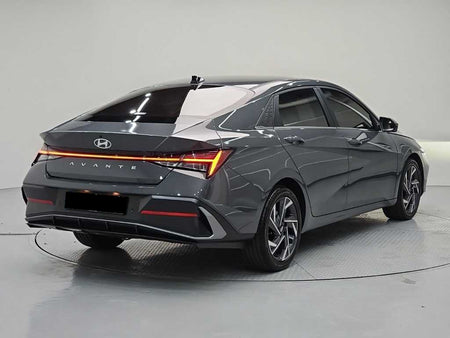 Hyundai Avante — photo 04