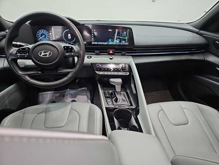 Hyundai Avante — photo 07