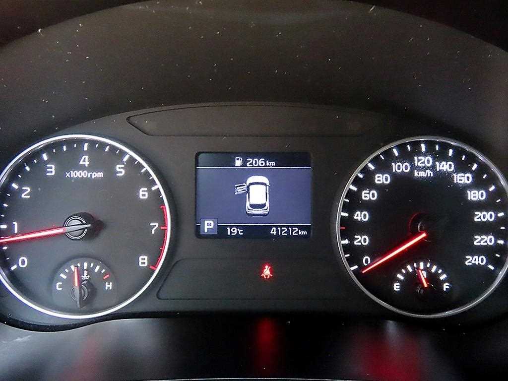 Kia Seltos — photo 09