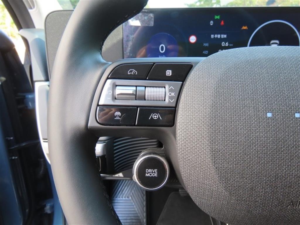 Hyundai Ioniq5 — photo 12