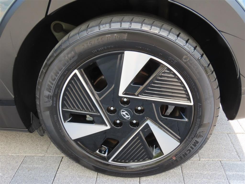 Hyundai Ioniq5 — photo 17