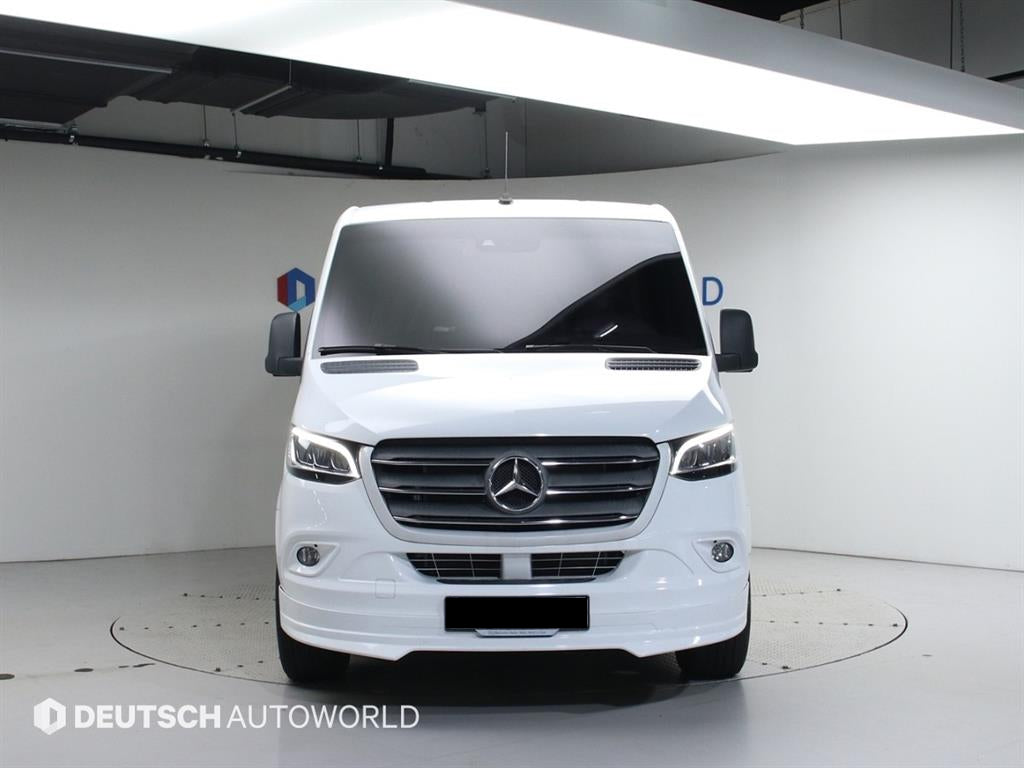 Mercedes-Benz Sprinter — photo 02