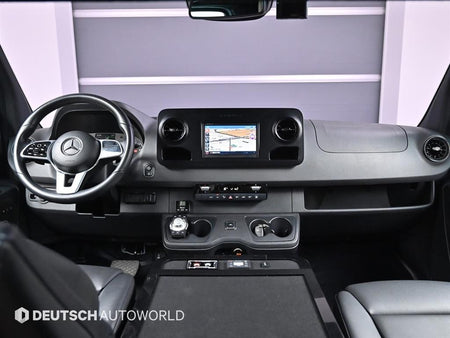 Mercedes-Benz Sprinter — photo 07