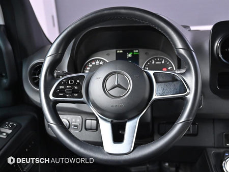 Mercedes-Benz Sprinter — photo 13