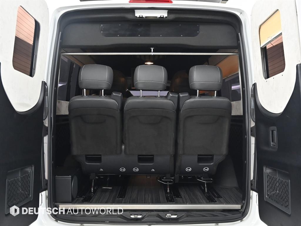 Mercedes-Benz Sprinter — photo 20