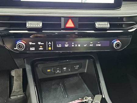 Kia K5 — photo 10