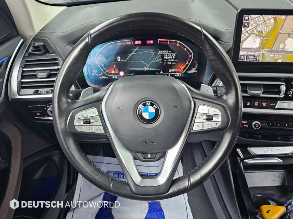 BMW X3 — photo 13