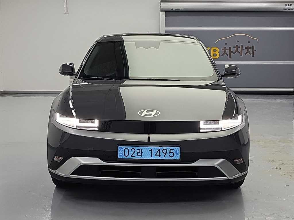 Hyundai Ioniq5 — photo 02