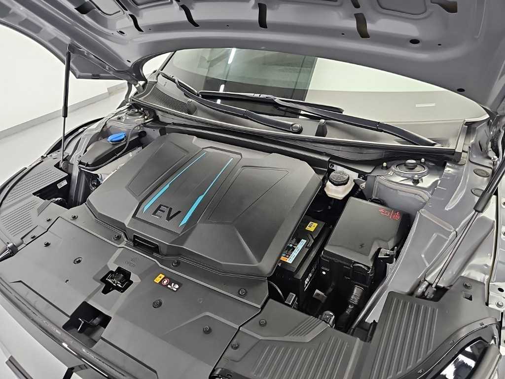 Hyundai Ioniq5 — photo 05
