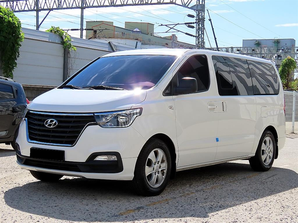 Hyundai Starex — photo 02