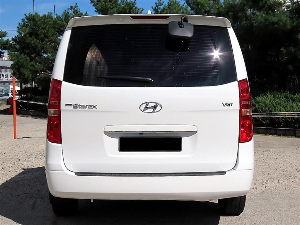 Hyundai Starex — photo 04