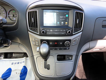 Hyundai Starex — photo 14