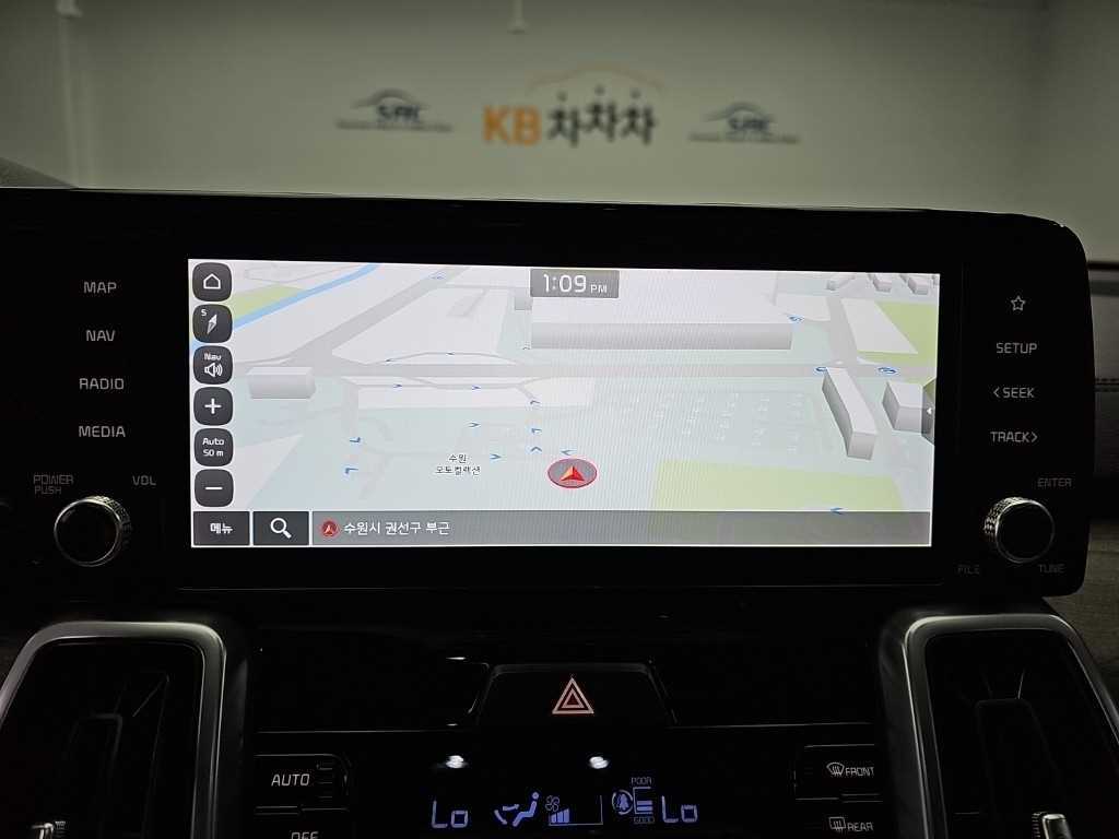 Kia Sorento — photo 15