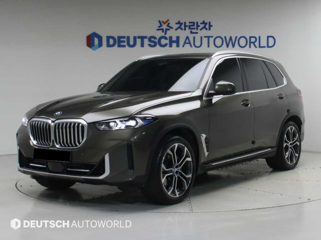BMW X5 — photo 01