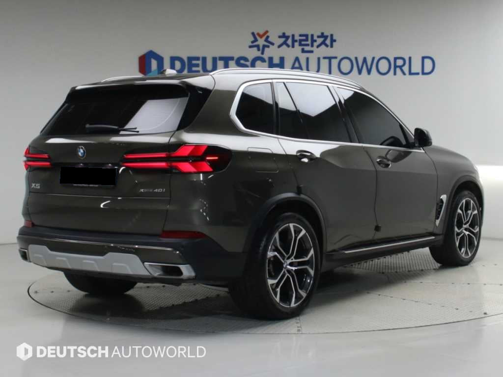 BMW X5 — photo 02