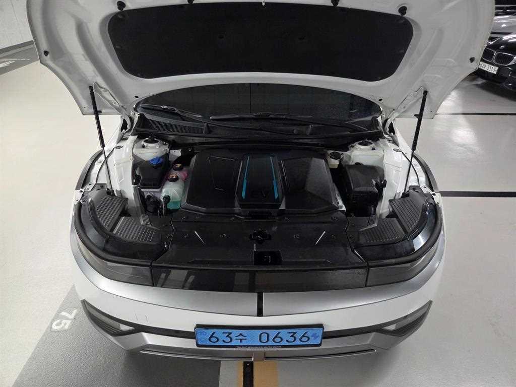 Hyundai Ioniq5 — photo 05