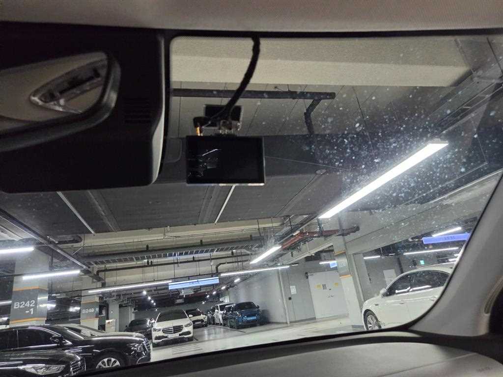 Hyundai Ioniq5 — photo 16