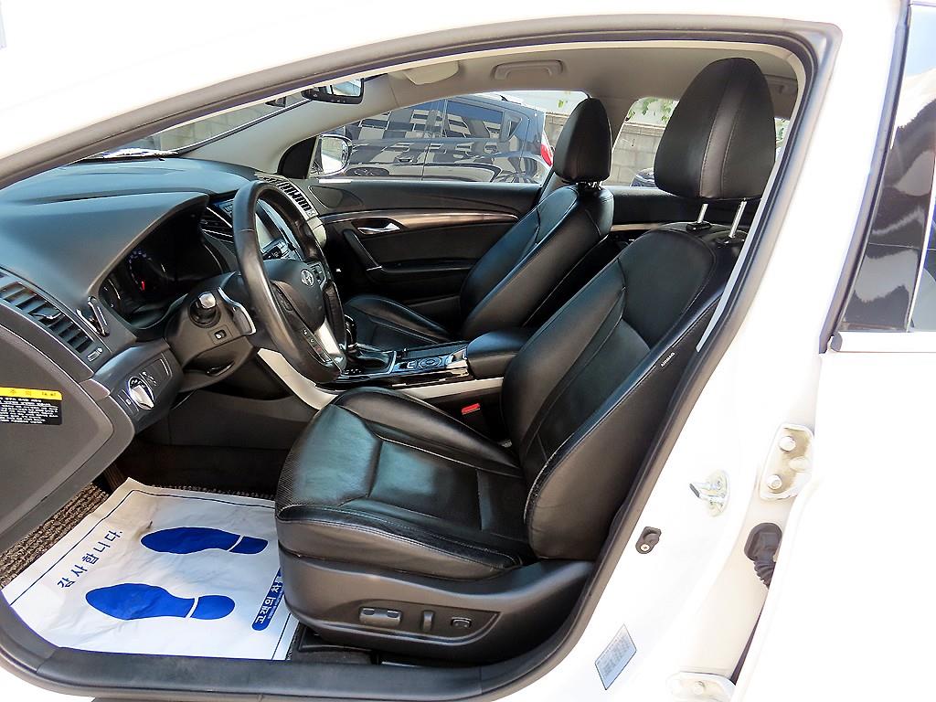 Hyundai i40 — photo 05