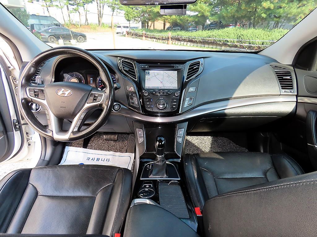 Hyundai i40 — photo 07