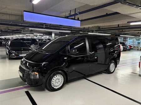 Hyundai Staria — photo 02