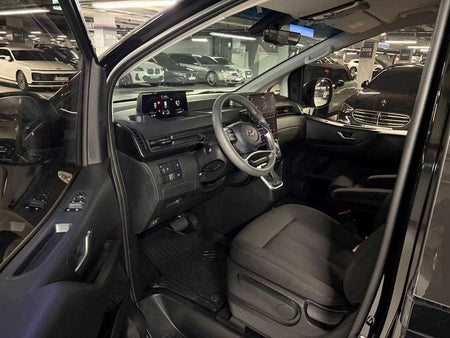 Hyundai Staria — photo 05