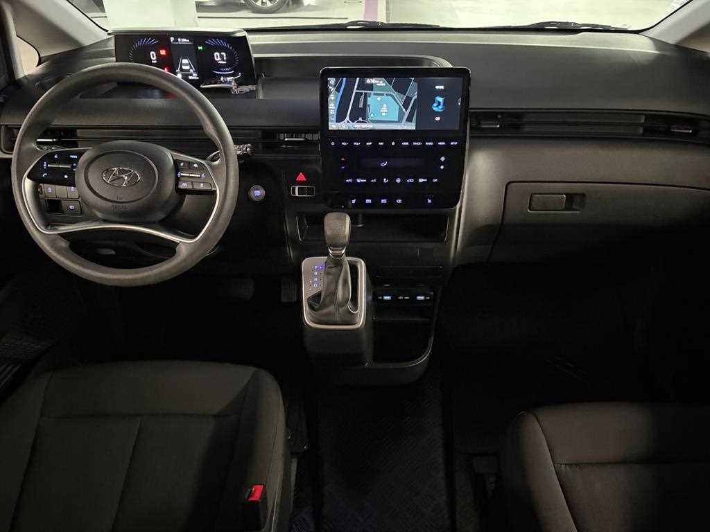Hyundai Staria — photo 06