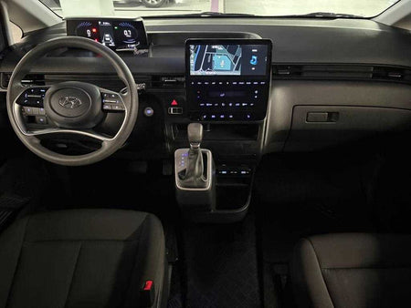 Hyundai Staria — photo 06