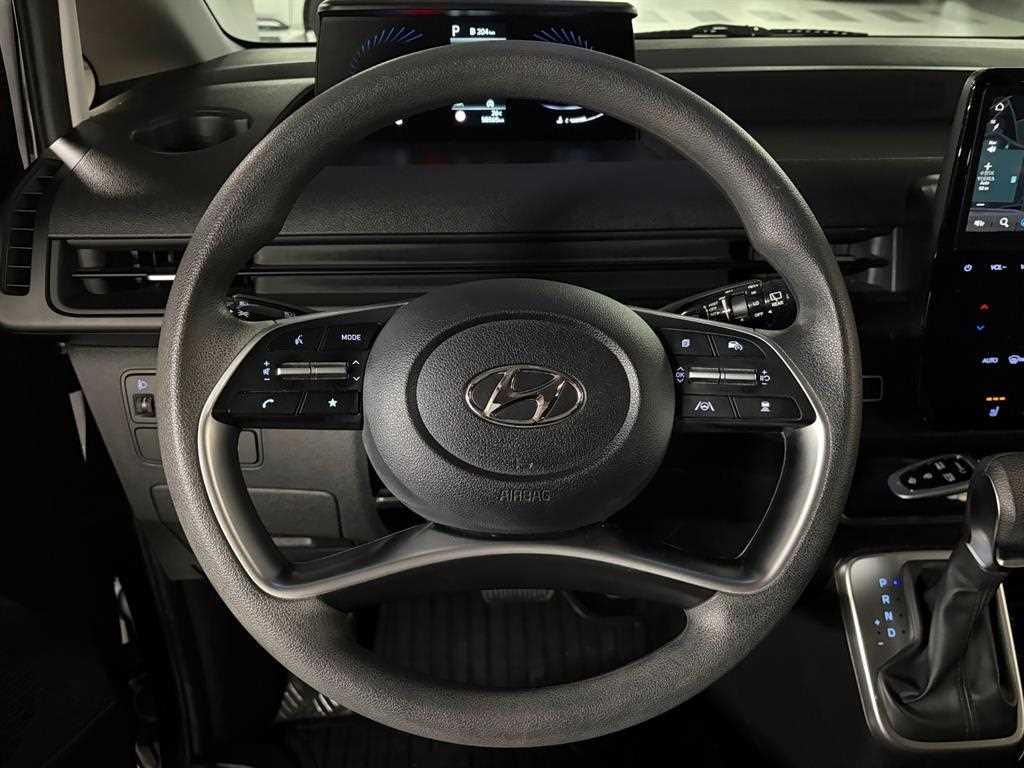Hyundai Staria — photo 08