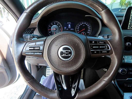 Kia Stinger — photo 08