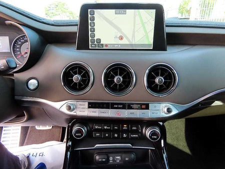 Kia Stinger — photo 12