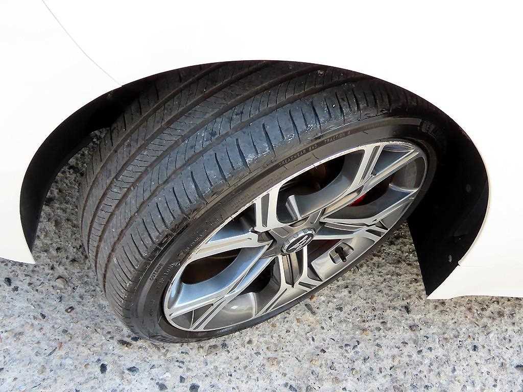 Kia Stinger — photo 20
