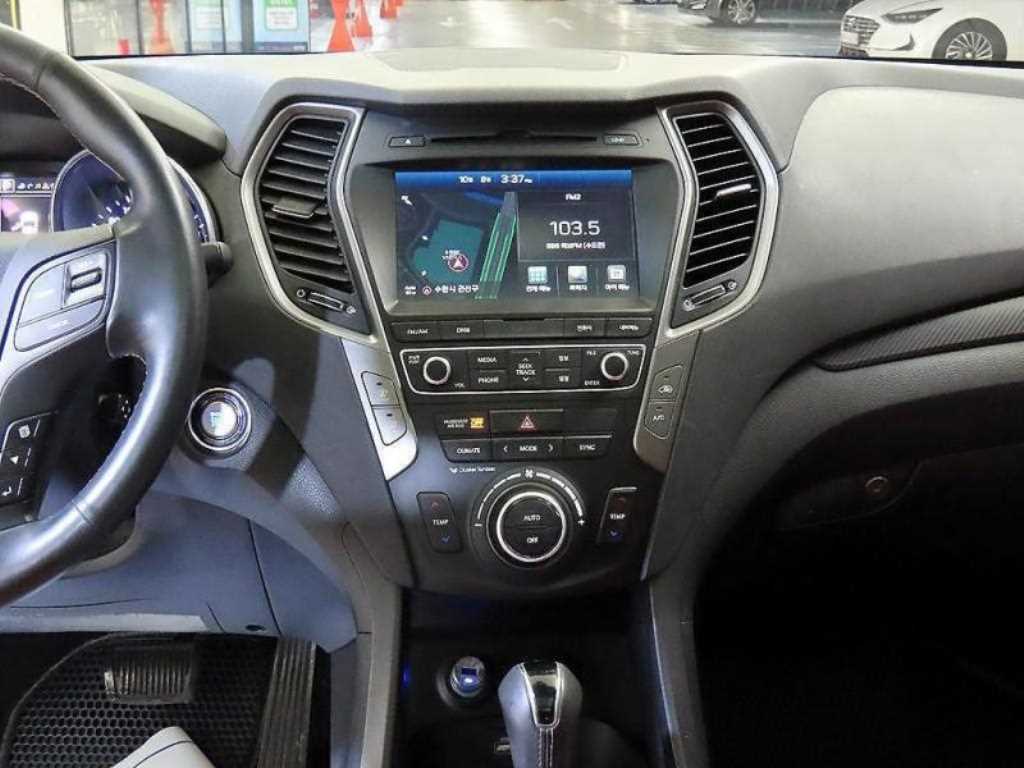 Hyundai Santafe — photo 11
