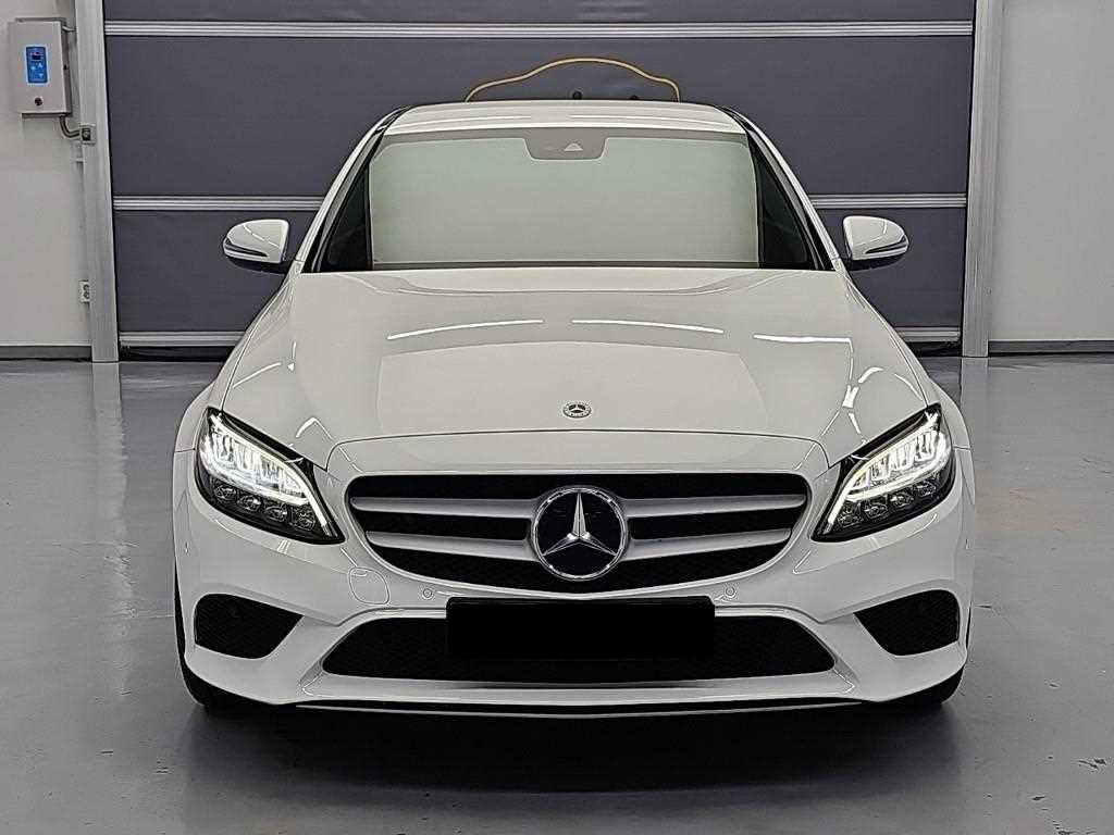 Mercedes-Benz C-Class — photo 02
