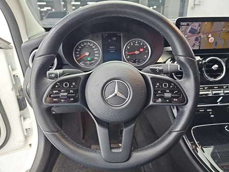 Mercedes-Benz C-Class — photo 09
