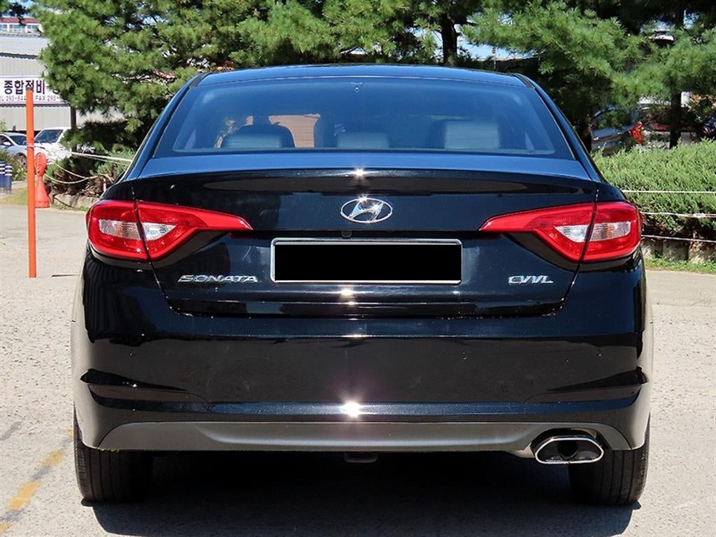 Hyundai Sonata — photo 04