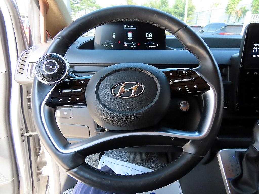 Hyundai Staria — photo 09