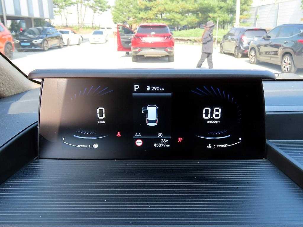 Hyundai Staria — photo 10