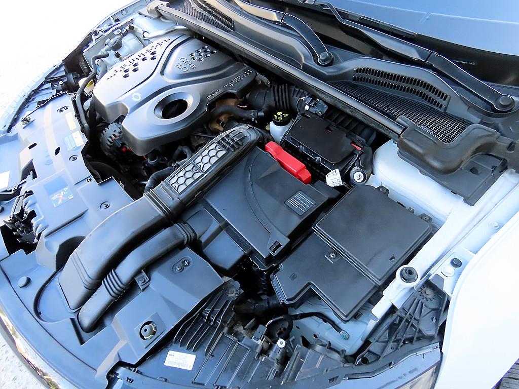 RENAULT SM6 — photo 18