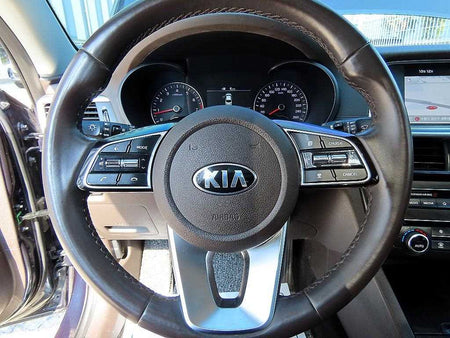 Kia K5 — photo 08