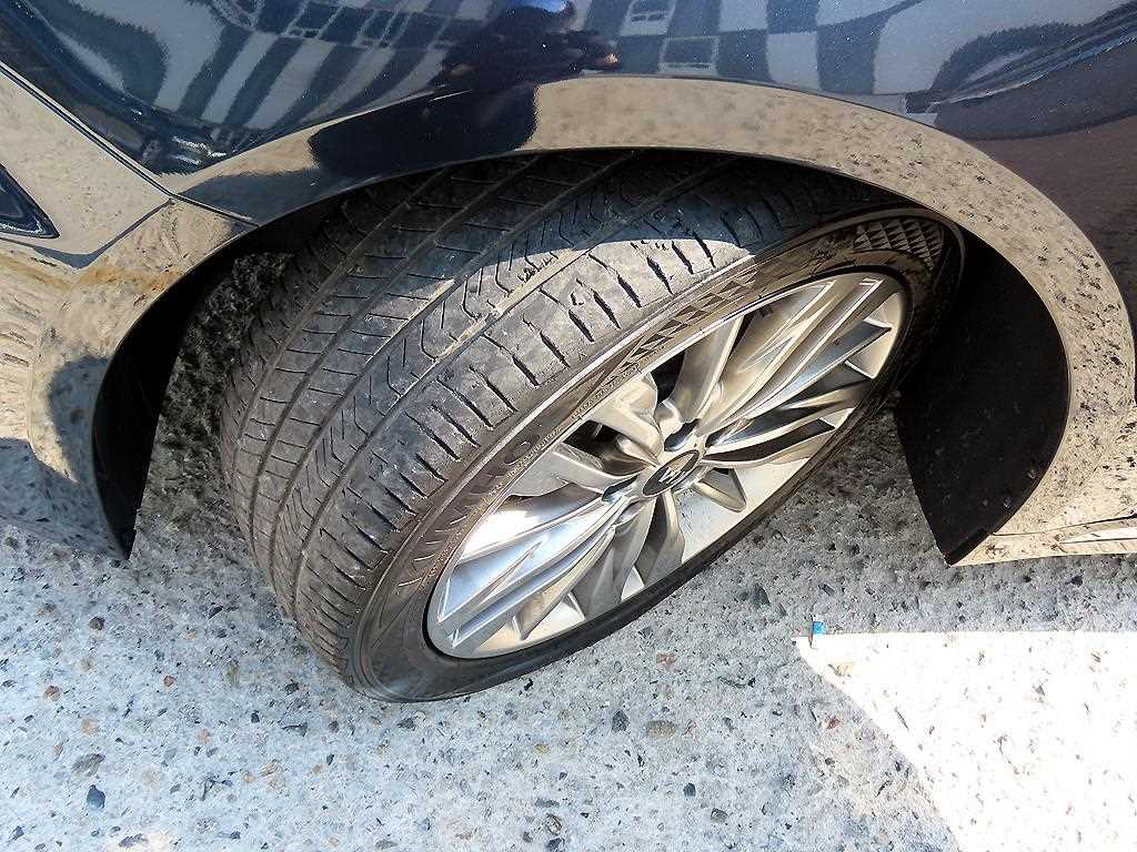 Kia K5 — photo 20