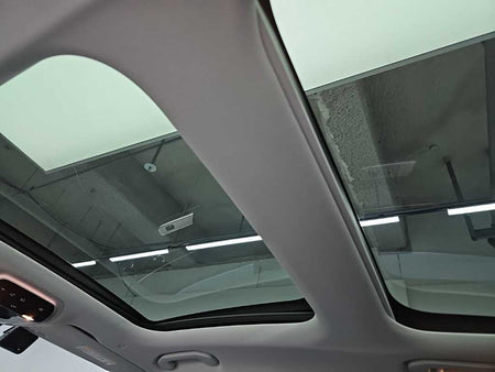 Mercedes-Benz E-Class — photo 15