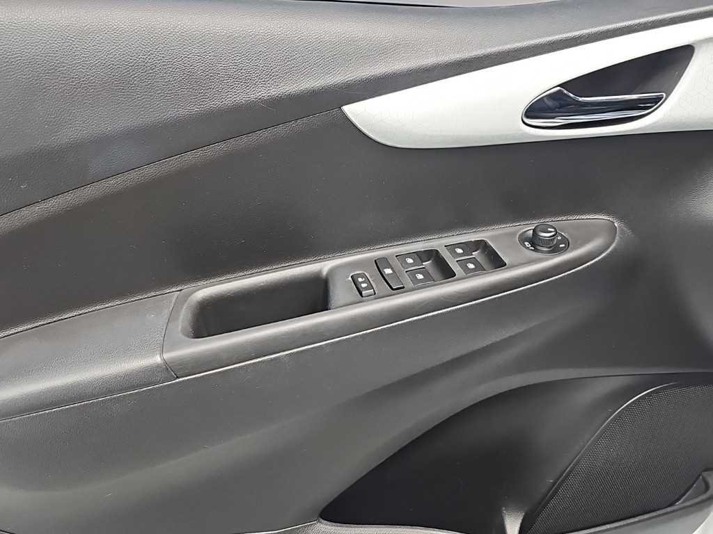 CHEVROLET Spark — photo 15