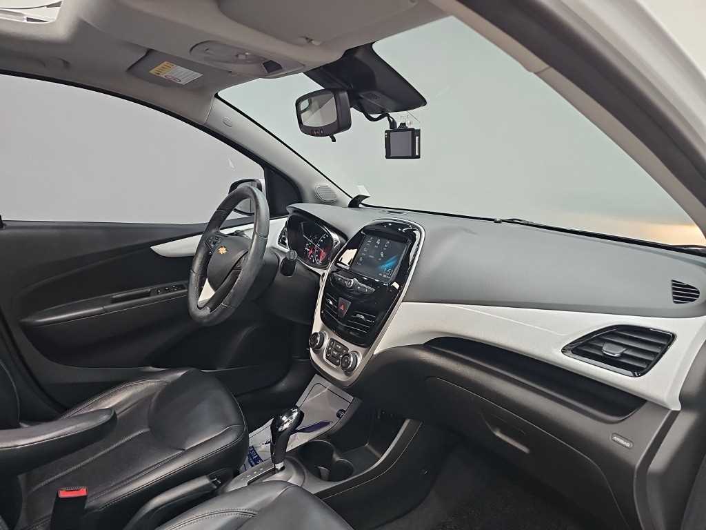 CHEVROLET Spark — photo 18